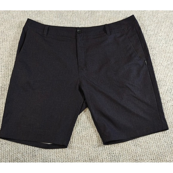 Oakley Heathered Black Regular Fit Hybrid Casual Chino Shorts Men's Size 40 - Picture 1 of 9